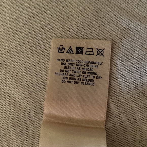 Elegant Little Cardigan Sweater - Picture 13 of 16